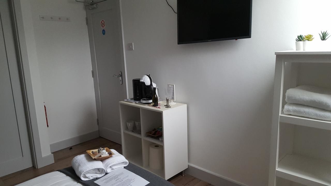 Проживание в семье Pasta Factory Guest Rooms Голуэй-17