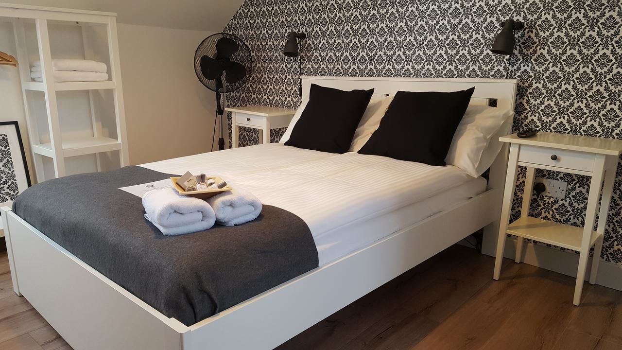 Проживание в семье Pasta Factory Guest Rooms Голуэй-28