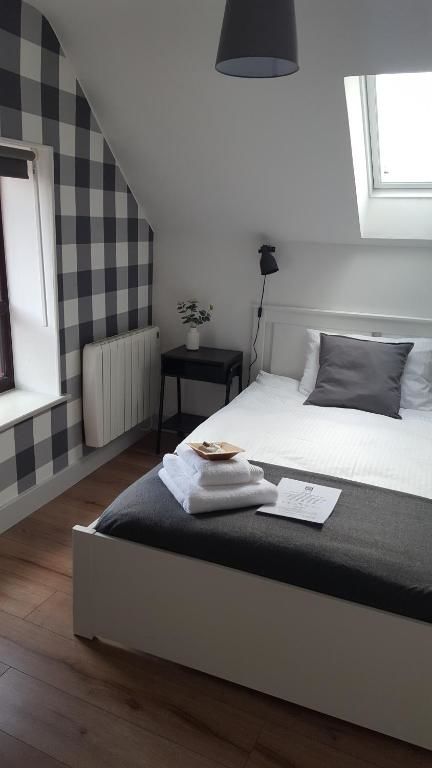 Проживание в семье Pasta Factory Guest Rooms Голуэй