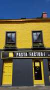 Проживание в семье Pasta Factory Guest Rooms Голуэй-0