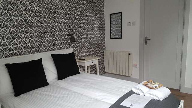Проживание в семье Pasta Factory Guest Rooms Голуэй-14