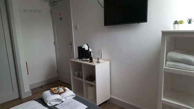 Проживание в семье Pasta Factory Guest Rooms Голуэй-16