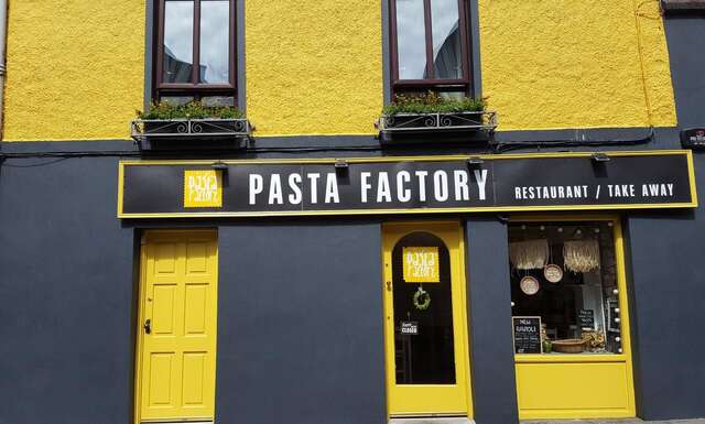 Проживание в семье Pasta Factory Guest Rooms Голуэй-22