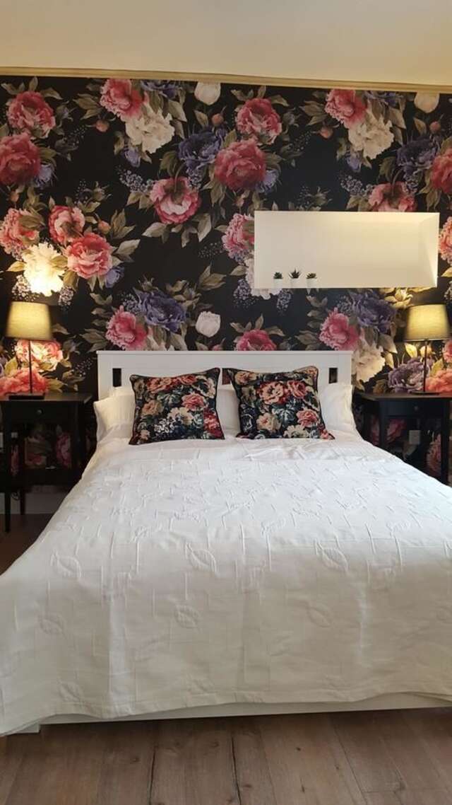 Проживание в семье Pasta Factory Guest Rooms Голуэй-36