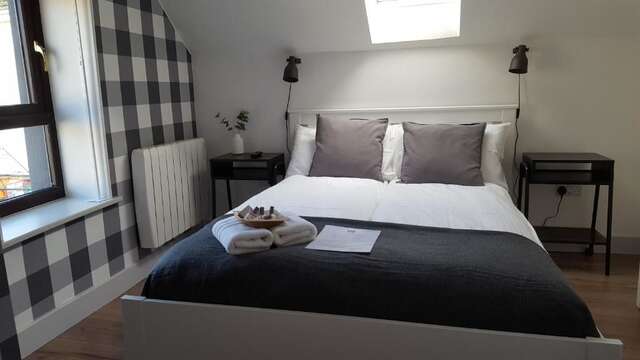 Проживание в семье Pasta Factory Guest Rooms Голуэй-53