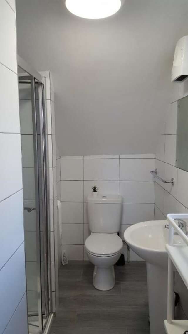 Проживание в семье Pasta Factory Guest Rooms Голуэй-55